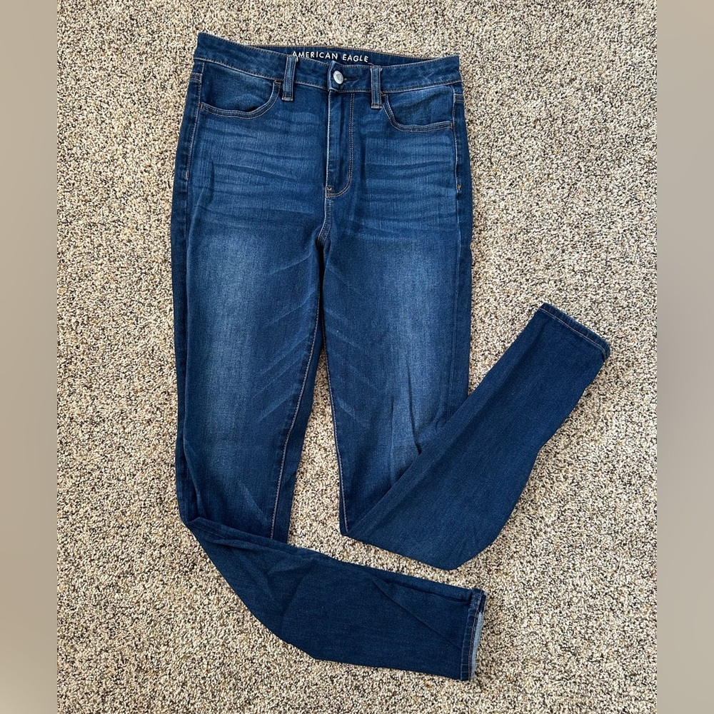 American Eagle Super High Rise Skinny Jean Size 8
